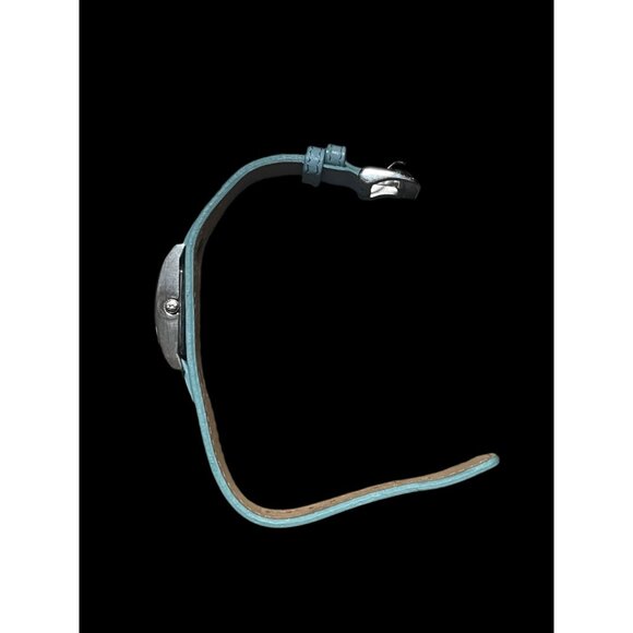 Vintage Roxy Blue Genuine Leather Band Chic Ladies Watch - Picture 4 of 7